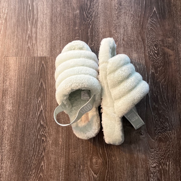 Ugg Fluff Yeah - Picture 1 of 1